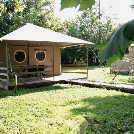 Camping L'Ilot Du Chail Sansais Экстерьер фото