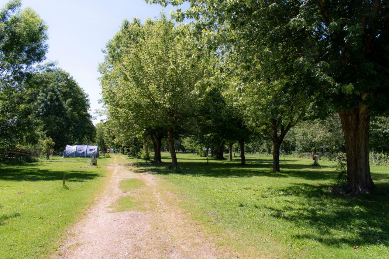 Camping L'Ilot Du Chail Sansais Экстерьер фото